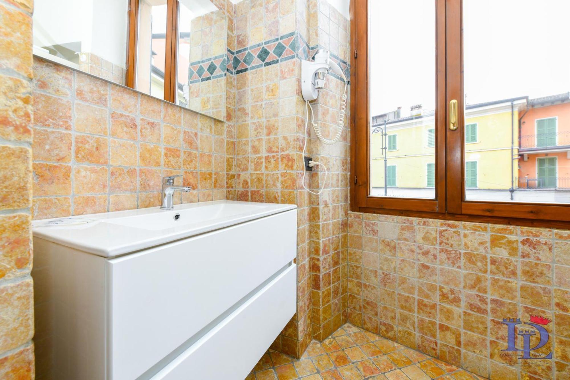 Apartment Desenzanoloft Official Partner Marriott Homes & - Let It Be A Dream - Renovation 2025 View Desenzano del Garda