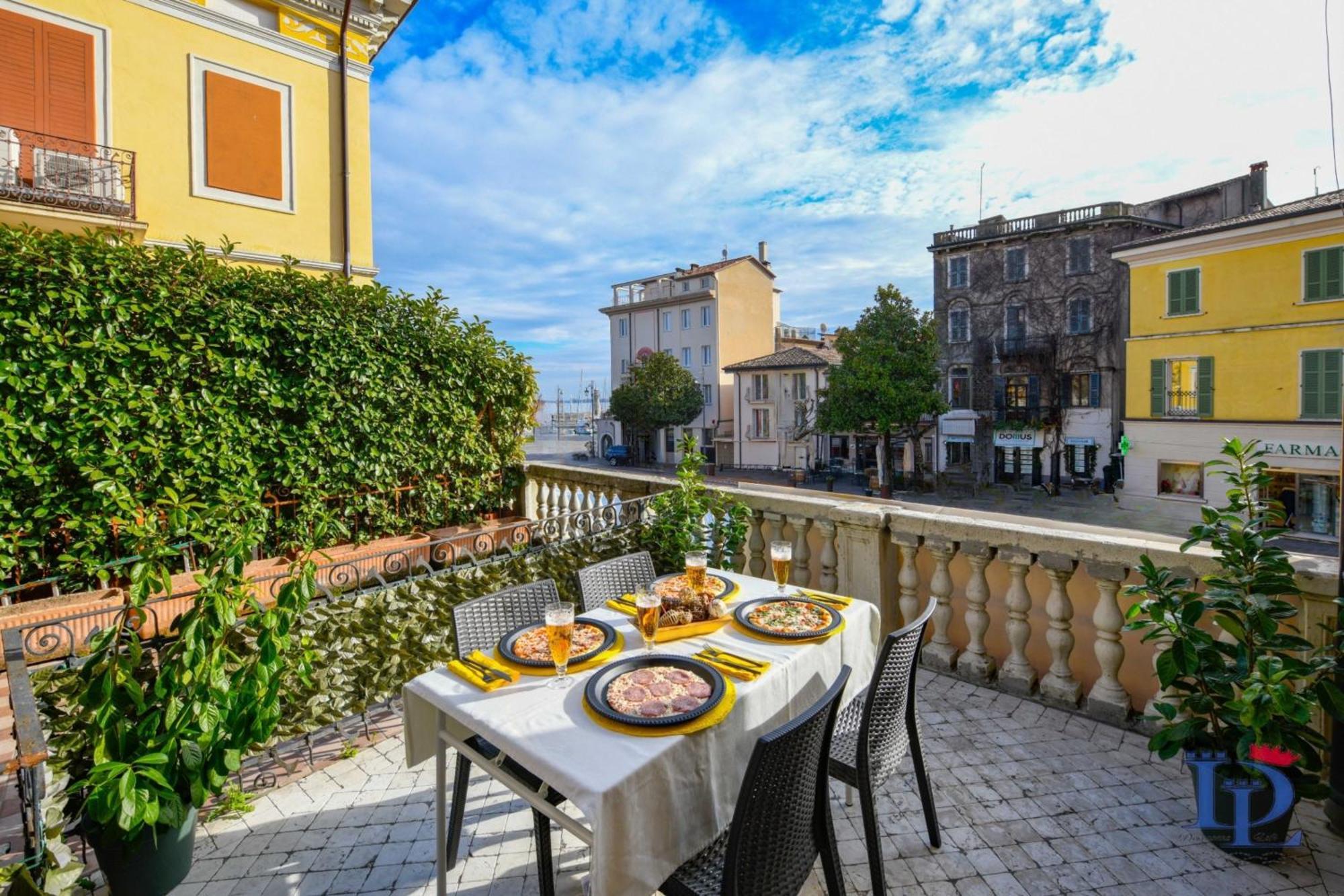 Desenzanoloft Official Partner Marriott Homes & - Let It Be A Dream - Renovation 2025 View Desenzano del Garda